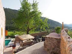 Samatha Villa & Suites