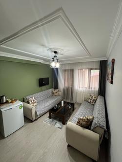 Dilek Apart
