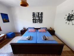 Ada Art Guesthouse
