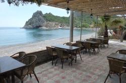 Hosmahal Cafe Restaurant & Bungalows
