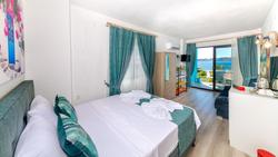 Derin Mavi Suit Butik Otel