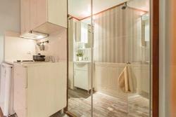 Aretias Suit Home