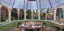 Hagia Sofia Mansions Istanbul, Curio Collection By