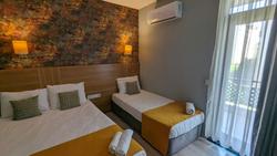 Ramona Lara Hotel