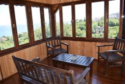 Zahi Bungalov