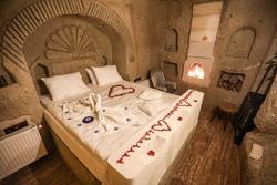 Mahperi Cappadocia Cave Suit