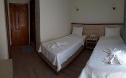 Ayhan Otel