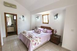Villa Sierra by Villamnet