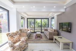 Villa Serra by Villamnet