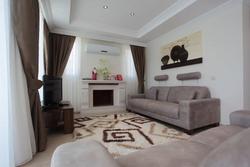 Villa Bello by Villatatilin