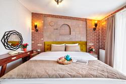 Ardilas Residence