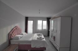 Rosalinda Apartments