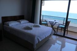 The Lavington Beach Hotel