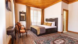 Woo Town Suites
