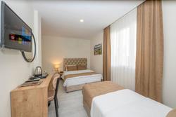 Gloria Airport Hotel
