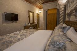Underground Cave Suites Hotel