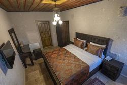 Underground Cave Suites Hotel