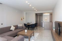 Bi Suites