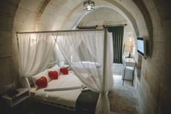 Daphne Cave Hotel