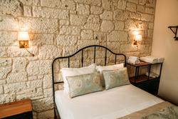 Nill's Stone House Otel