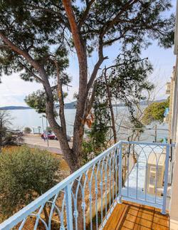 Ayvalik Mavi Çam Otel
