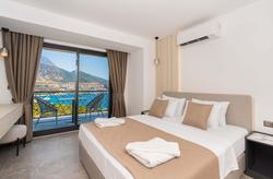 Retreat Suite