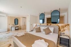 Retreat Suite