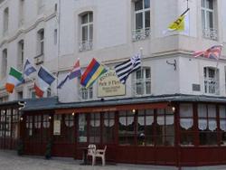 Hotel De La Porte Saint Pierre
