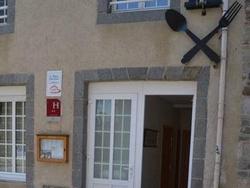 Hotel De La Porte Saint Pierre