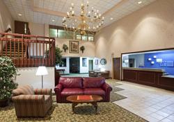 Baymont Inn & Suites by Wyndham Findlay