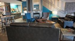 River Hills Hotel