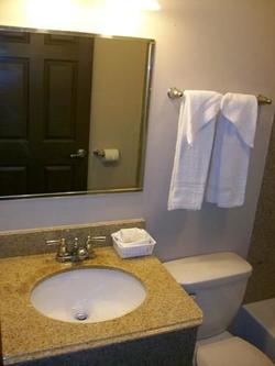 Economy Inn Suites Ashtabula