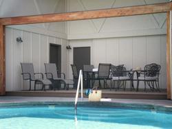 Riverside Inn