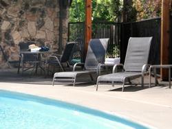 Riverside Inn