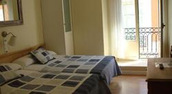 Hostal Riesco Puerta Del Sol