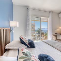 Anglade Hotel