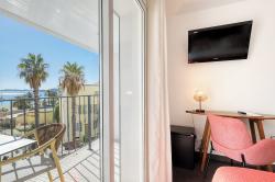 Anglade Hotel