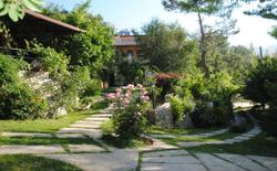 Kleo Cottages