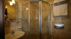 Grand Peninsula Hotel