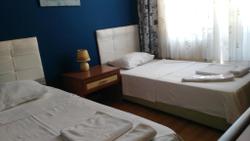 Blue Hotel