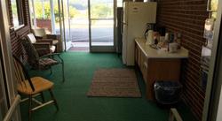 Knob Hill Motor Lodge