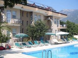 Club La Perla Hotel