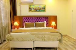 Hotelium 1