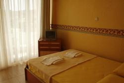 Yarar Hotel