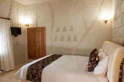 Garden Cave Hotel