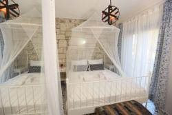 Muhit Alacati Butik Otel