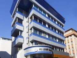 Nil Luxury Academic Apart