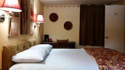Aquastar Inn