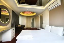 Is Hotel
