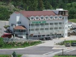 Roosevelt Inn Mount Rushmore